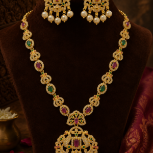 Royal Heritage Necklace Set with Pearls and Kundan Stones