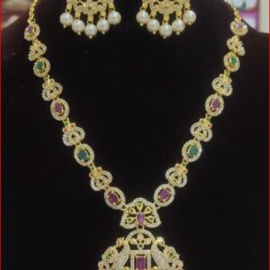 Royal Heritage Necklace Set with Pearls and Kundan Stones