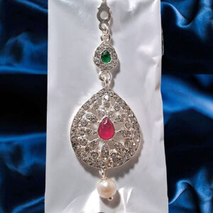 Emerald Dew Maang Tikka