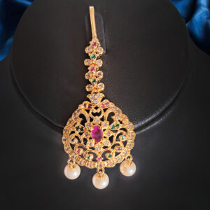 Gold Floral Pearl Maang Tikka