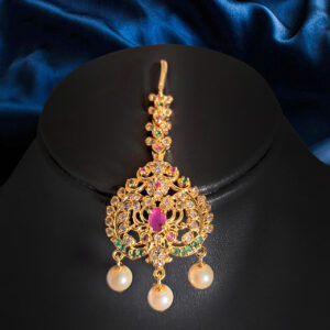 Royal Filigree Pearl Maang Tikka