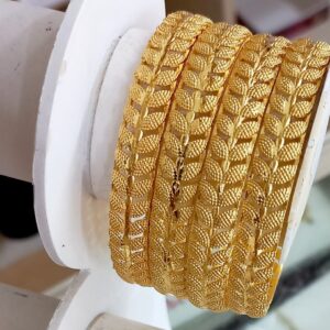 Classic Leaf Texture Fashion Bangles