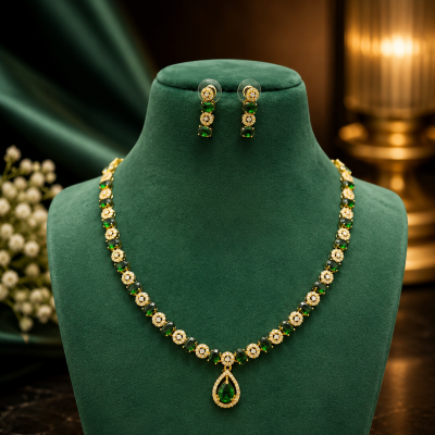 Emerald Halo Pendant Classic Jewellery Set