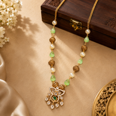 Traditional Green Beads Chain Locket Set